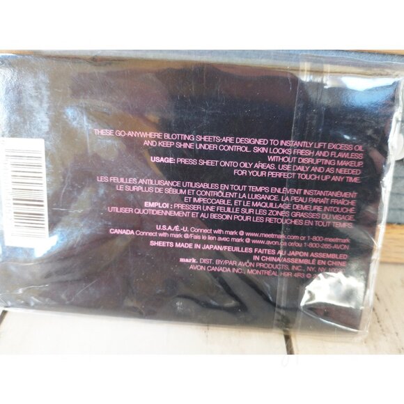 Avon Makeup Bundle Cream Eyeshadow Pebble Stone Swirled Gold and Shine Blotters - Picture 5 of 8